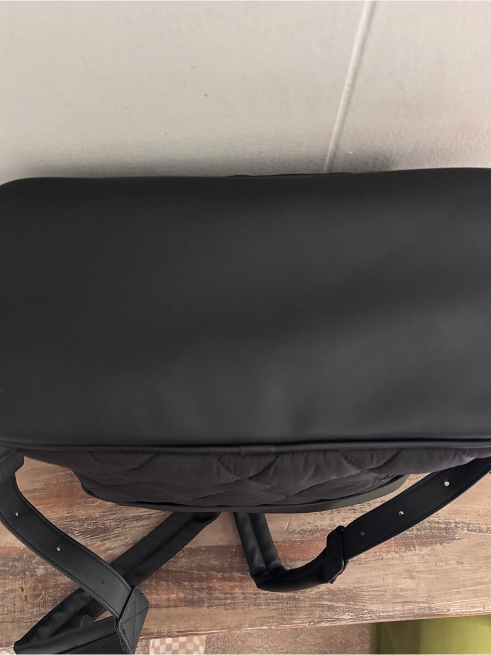 Poppy & Peonies Backpack
Black New without tags - Picture 7 of 11